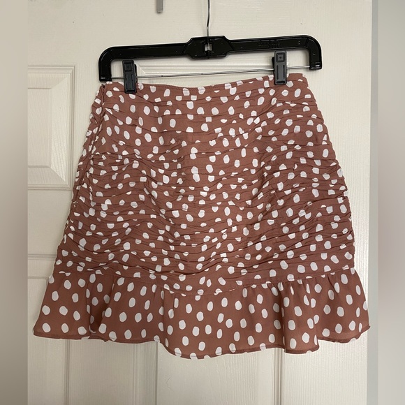 Abercrombie Pink Mini Skirt - Picture 2 of 6